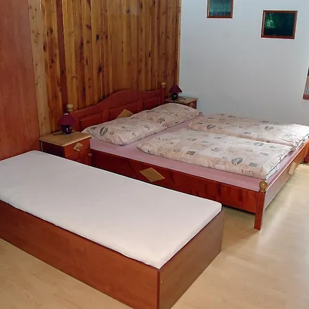 Apartman Novákovi